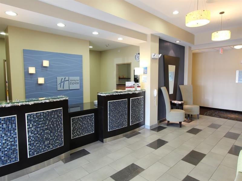 Holiday Inn Express - Albert Lea By Ihg Екстериор снимка