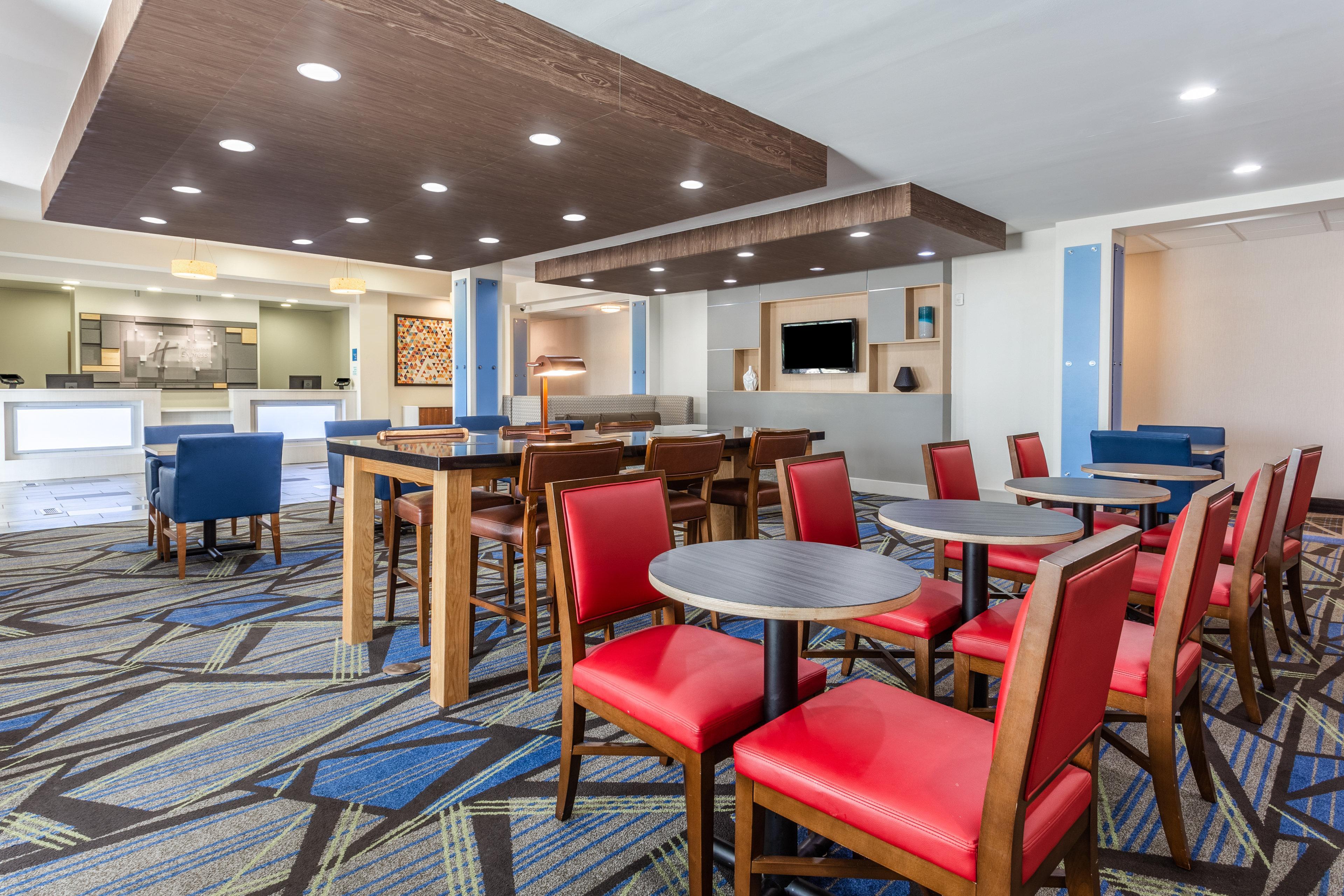 Holiday Inn Express - Albert Lea By Ihg Екстериор снимка